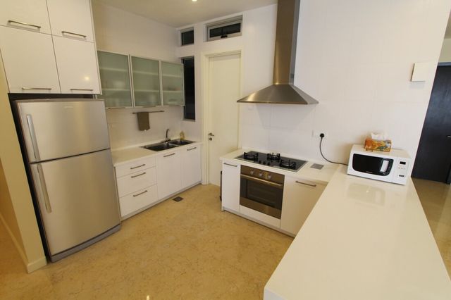 Fitted kitchen